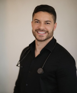 Dr. Deive Neves Dr. Deive Neves