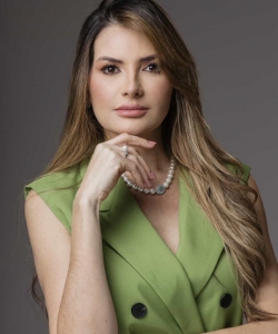Dra. Livia Liz Dra. Livia Liz