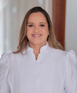 Dra. Dayana Feitoza    Dra. Dayana Feitoza
