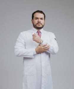 Dr. Victor Fontenele  Dr. Victor Fontenele