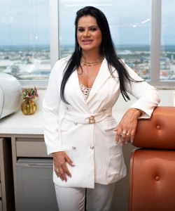Drª Mara Morais  Drª Mara Morais