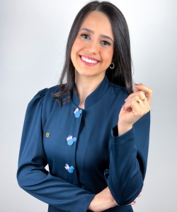 Drª Emanuelly Freitas  Drª Emanuelly Freitas