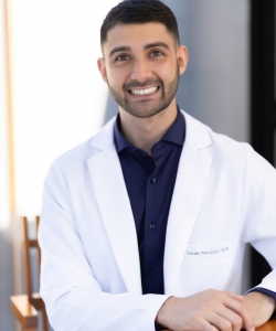 Dr. Lucas Faria  Dr. Lucas Faria