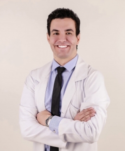 Dr. Bruno Prado Dr. Bruno Prado