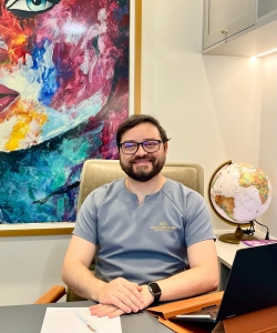 Dr. Wesley Damasceno Dr. Wesley Damasceno