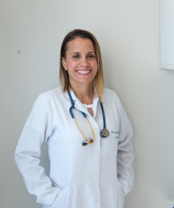 Dra. Daniela Aguilar Gobira Alves Dra. Daniela Aguilar Gobira Alves