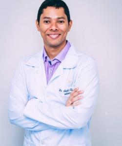 Dr. Saulo Reinar da Silva Bomfim Dr. Saulo Reinar da Silva Bomfim
