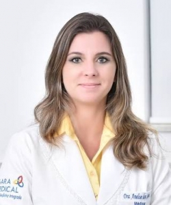 Dra. Anelise C. dos Santos Botelho Dra. Anelise C. dos Santos Botelho
